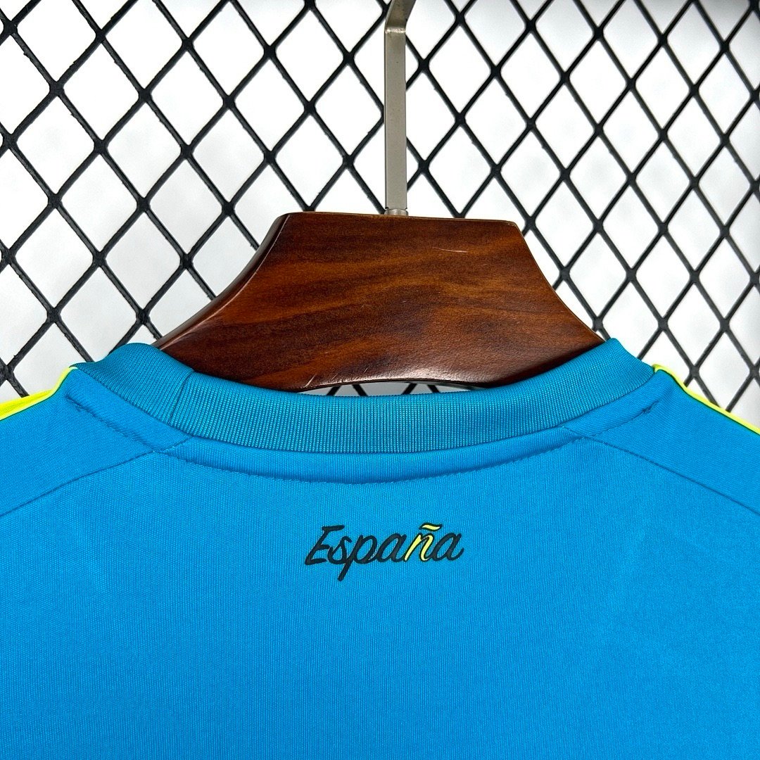 🟡 España 2026 Arquero Azul - Versión Fan - Image 3