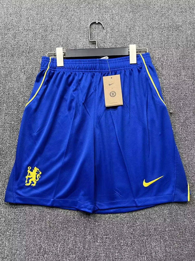 🟡 Chelsea 2026/27 Home Shorts – Versión Fan