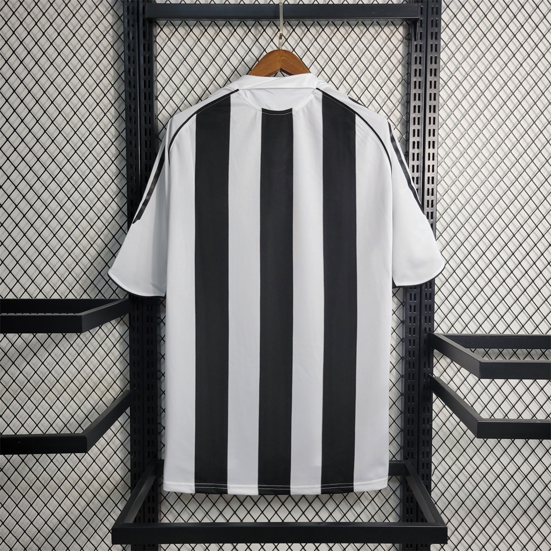 🟡 Newcastle 2004/06 Local – Retro - Image 2