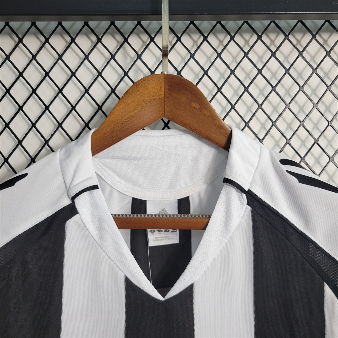 🟡 Newcastle 2004/06 Local – Retro - Image 3