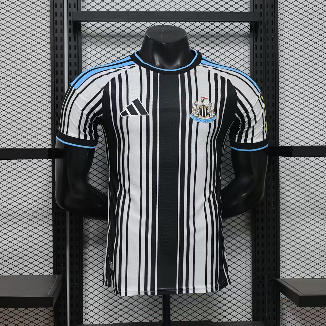 🟡 Newcastle 2026/27 Local – Versión Jugador
