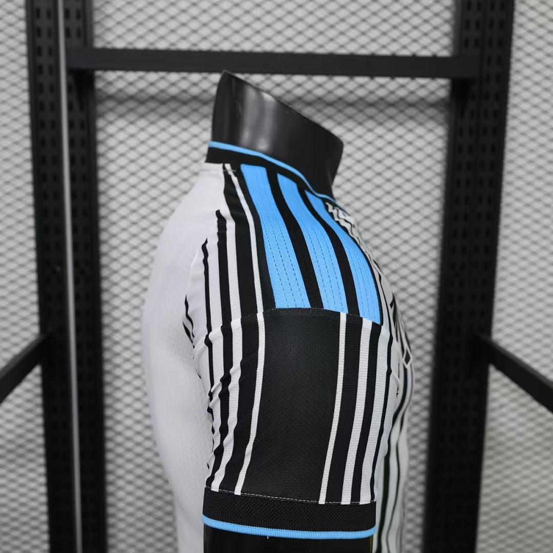 🟡 Newcastle 2026/27 Local – Versión Jugador - Image 3