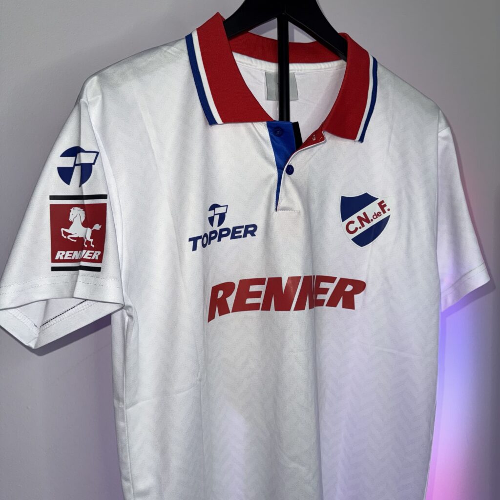 🟡 Nacional 1993/94 Local – Versión Retro