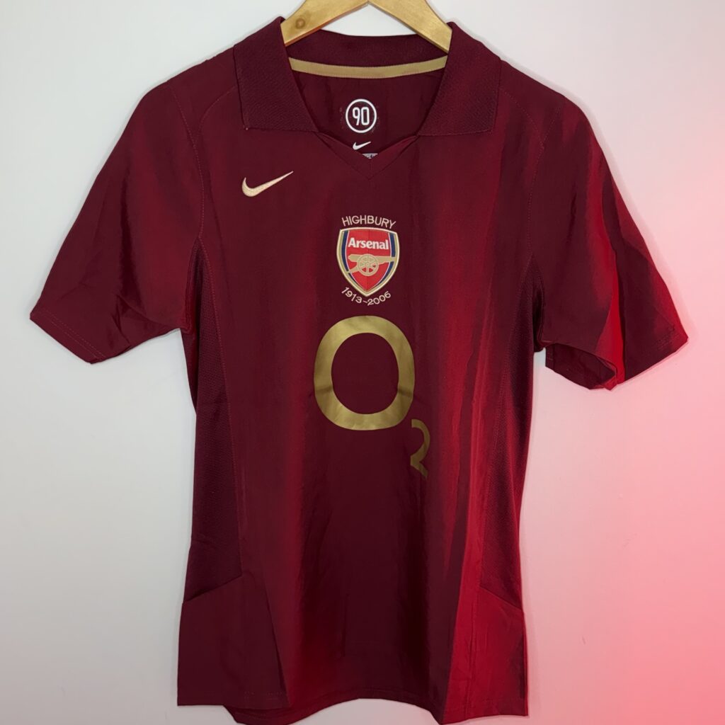 🟡 Arsenal 2005/06 Local - Camiseta Retro