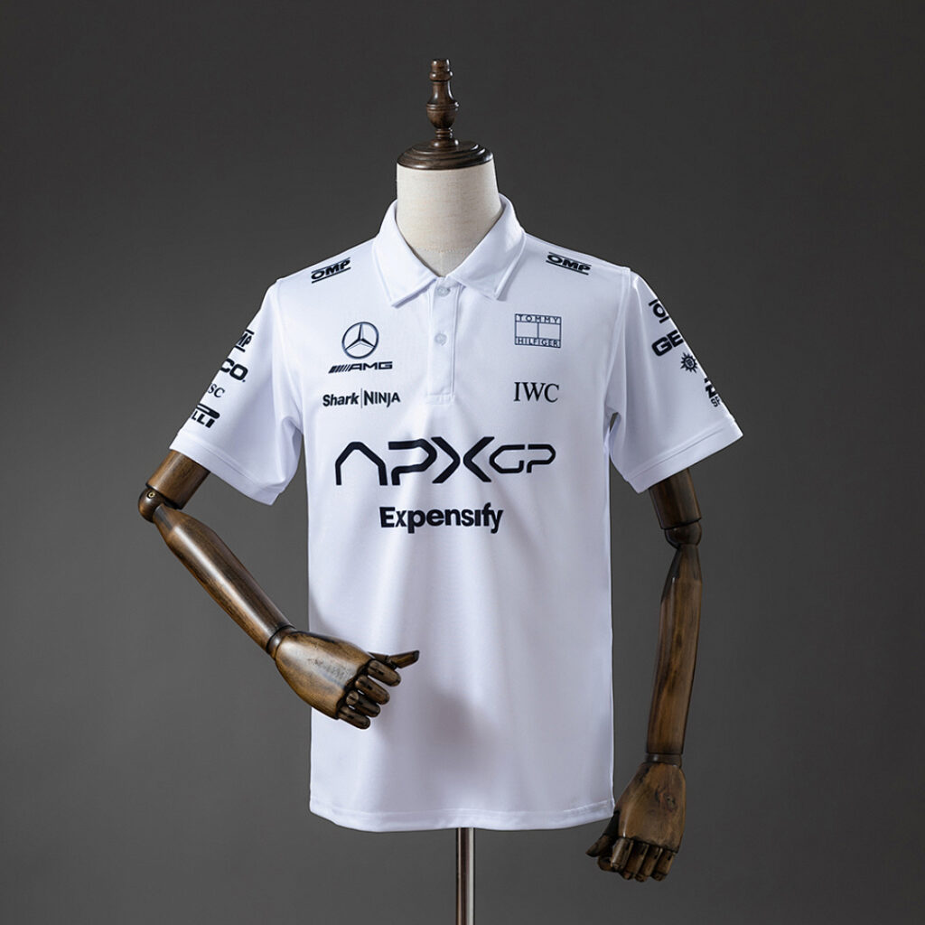 🟡 Mercedes 2025 – Polo F1 Blanco, Modelo 2