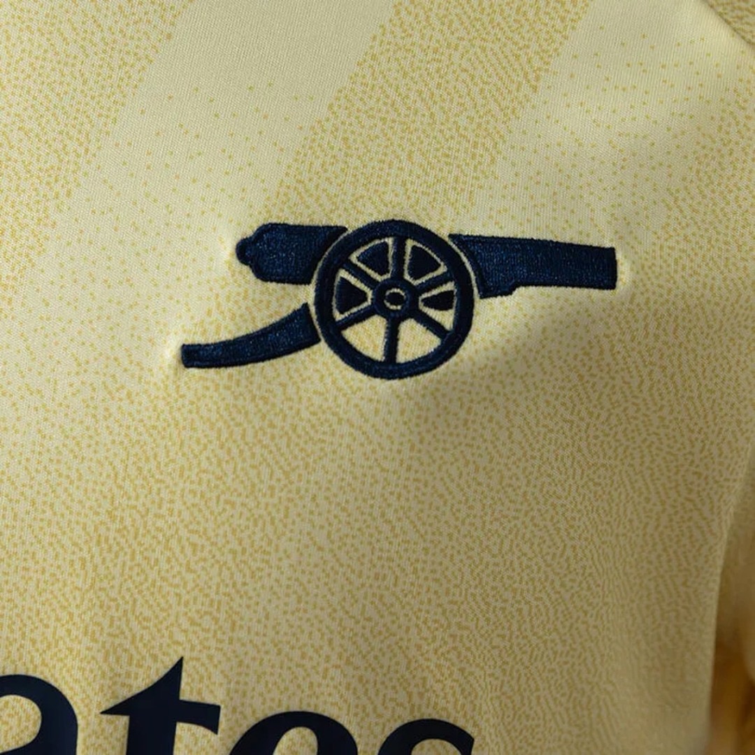 Arsenal 2026/27 Alternativa versión fan detalle 2