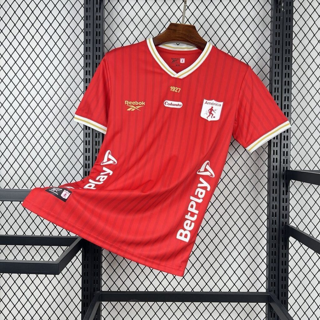 América de Cali 2026/27 local versión fan frente2