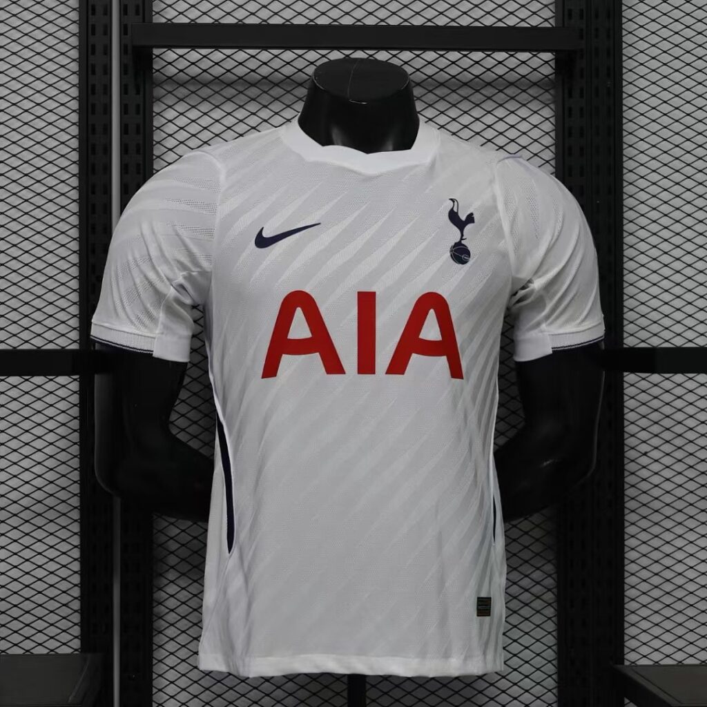 Tottenham 2026/27 local versión jugador frente